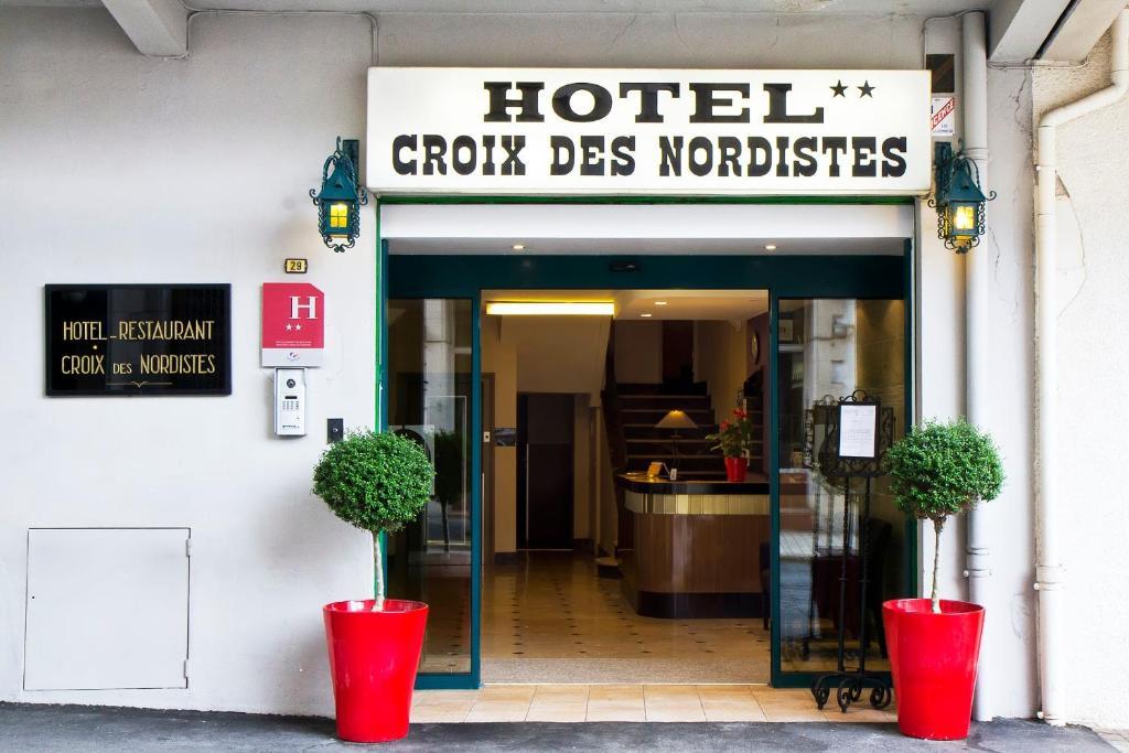 Hotel Croix Des Nordistes Lourdes Kültér fotó