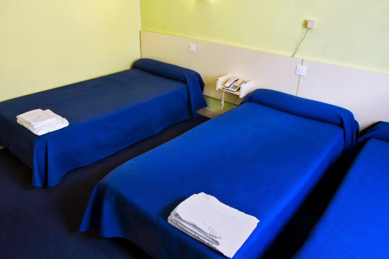 Hotel Croix Des Nordistes Lourdes Szoba fotó